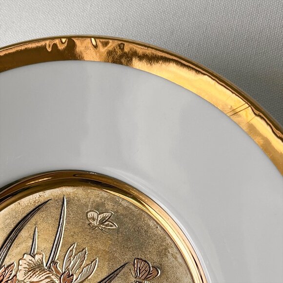 Vintage Art of Chokin Plate 24K Gold Edged Iris & Butterfly 7.7" Signed Japan - Picture 3 of 6